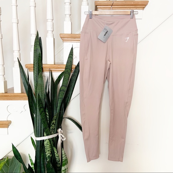 GYMSHARK DREAMY LEGGINGS 2.0 Taupe Medium - Picture 2 of 7